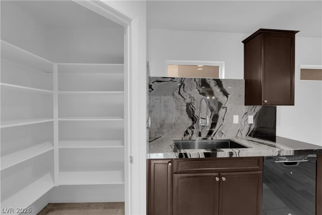 8922 Harmony Hall, Las Vegas, NV 89178