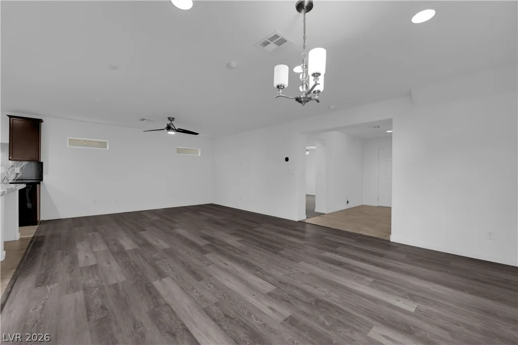 8922 Harmony Hall, Las Vegas, NV 89178