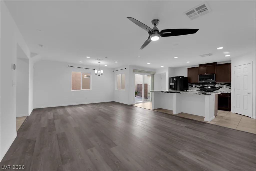 8922 Harmony Hall, Las Vegas, NV 89178