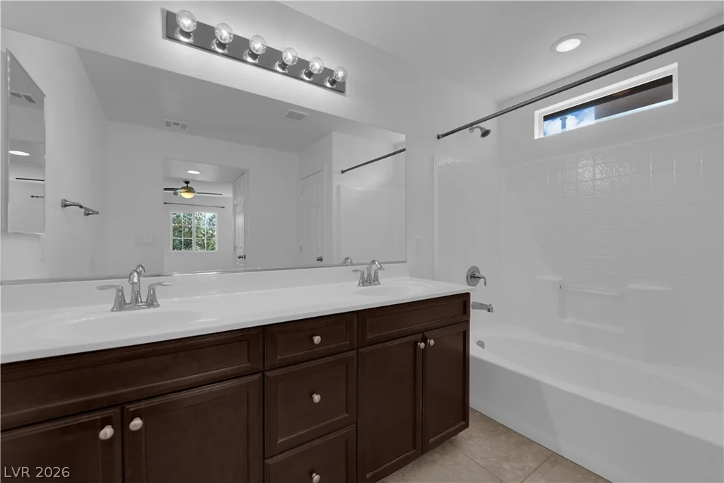 8922 Harmony Hall, Las Vegas, NV 89178