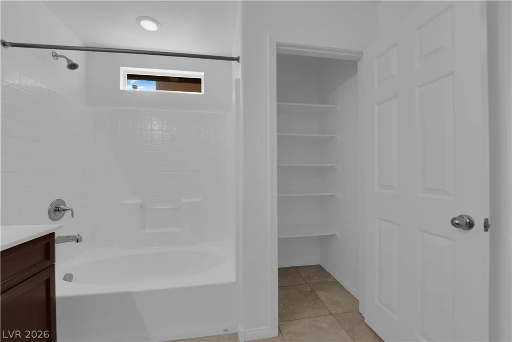 8922 Harmony Hall, Las Vegas, NV 89178