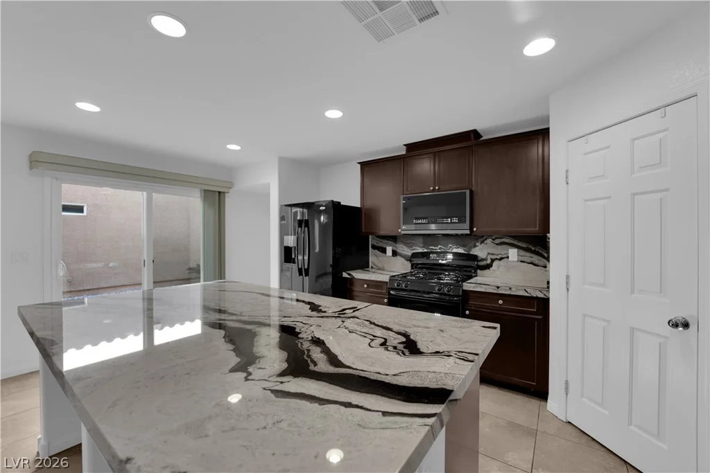 8922 Harmony Hall, Las Vegas, NV 89178