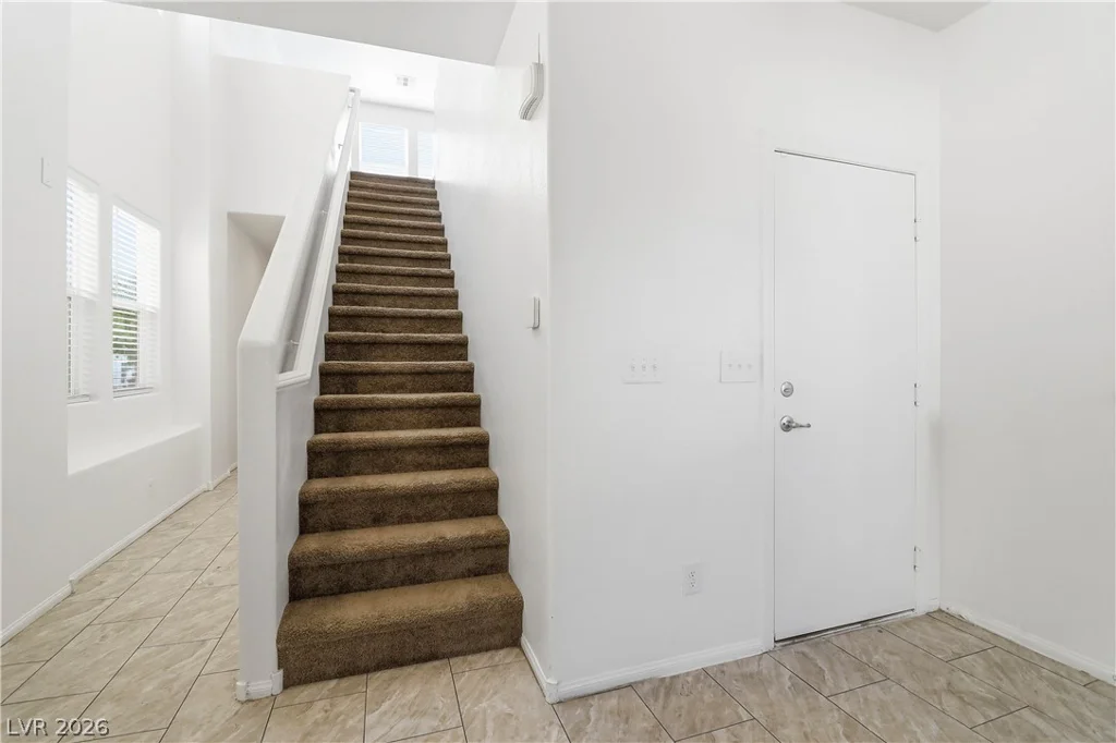 7471 Nicklin, Las Vegas, NV 89143