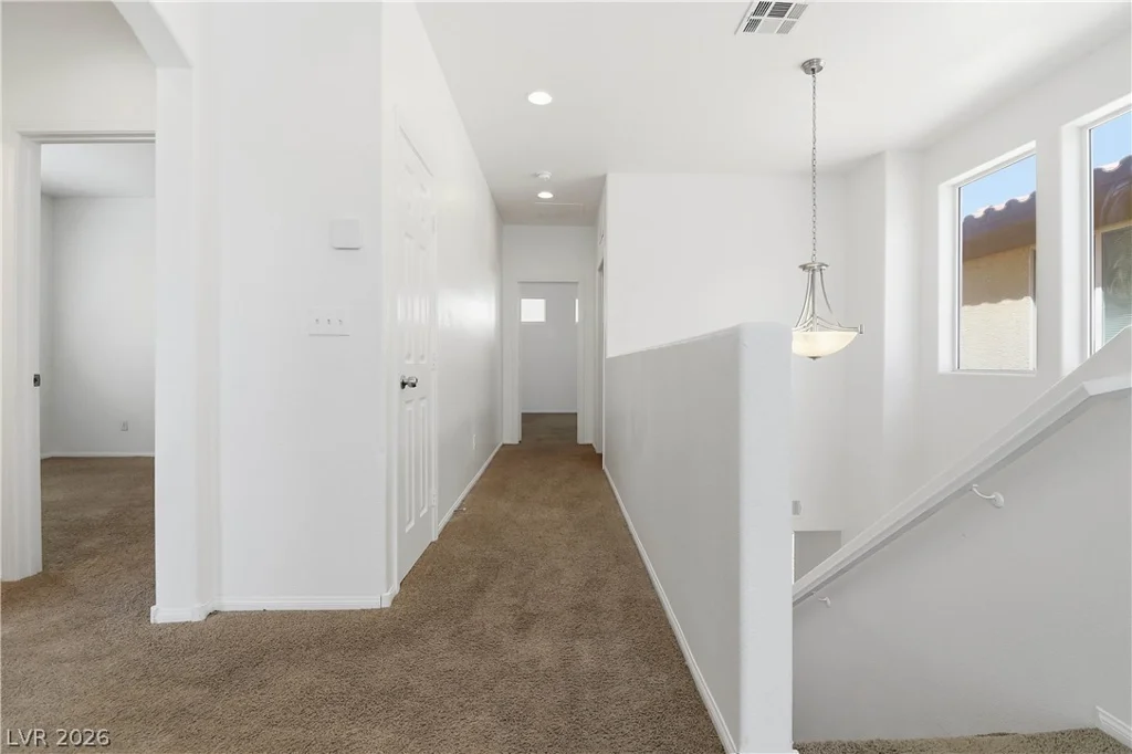7471 Nicklin, Las Vegas, NV 89143