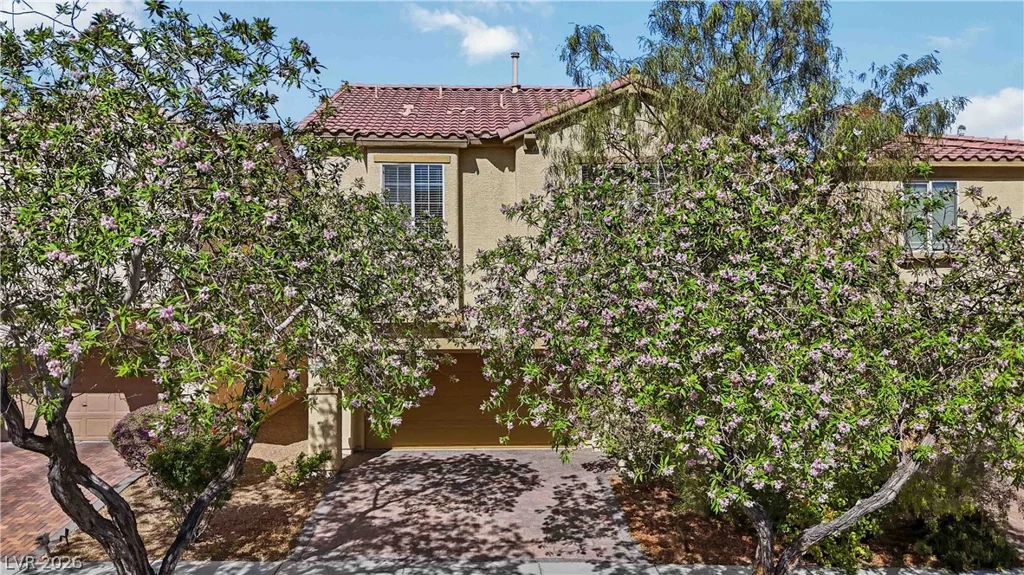 7471 Nicklin, Las Vegas, NV 89143