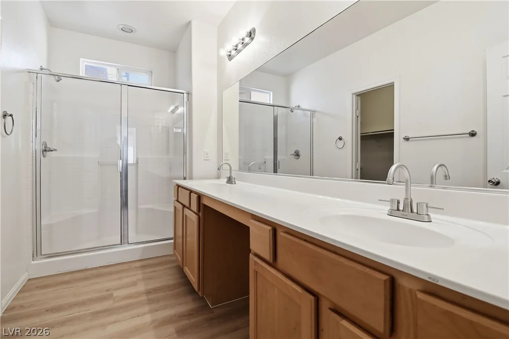 7471 Nicklin, Las Vegas, NV 89143