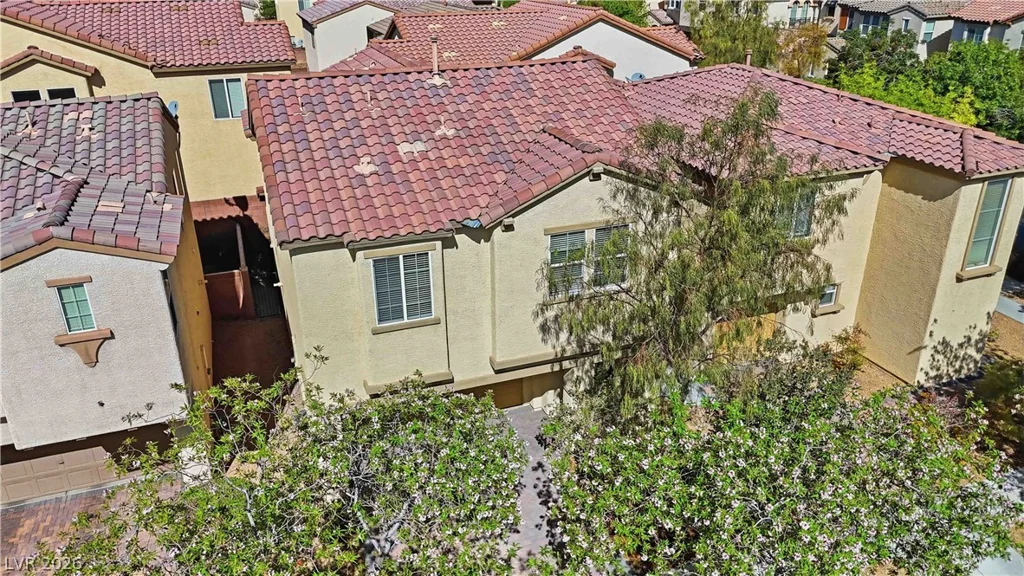 7471 Nicklin, Las Vegas, NV 89143