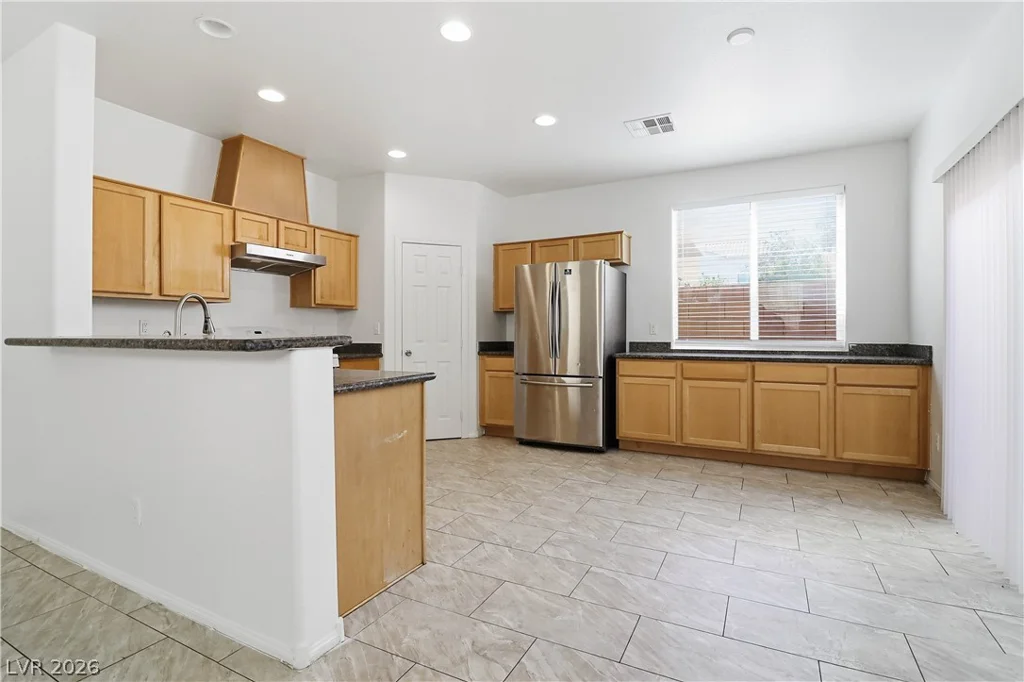 7471 Nicklin, Las Vegas, NV 89143