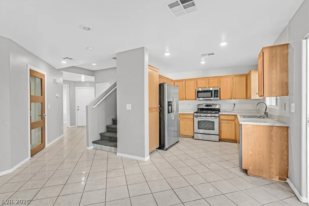 5916 Clover Canyon, Las Vegas, NV 89142