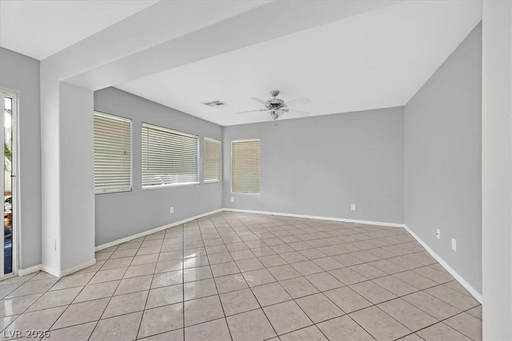 5916 Clover Canyon, Las Vegas, NV 89142