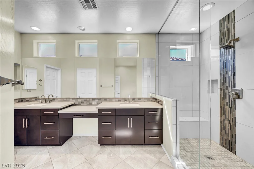 3816 Greenbriar Bluff, North Las Vegas, NV 89081