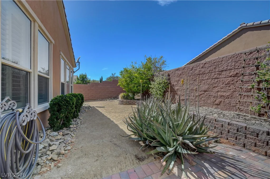 3816 Greenbriar Bluff, North Las Vegas, NV 89081