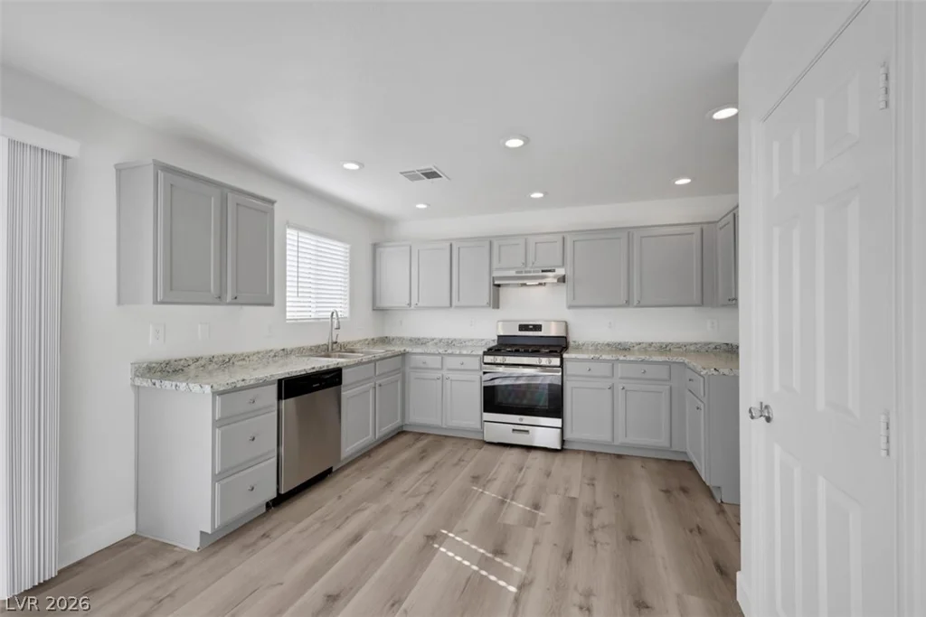 1955 Sunset Village, Henderson, NV 89014