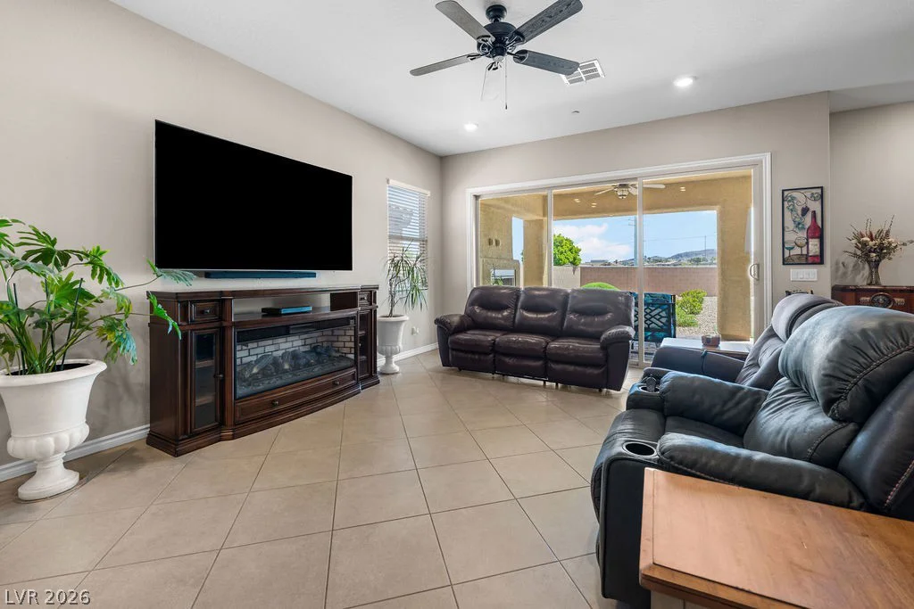 768 Rosewater, Henderson, NV 89011