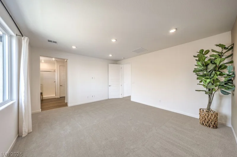 5141 HOLLYBURN, North Las Vegas, NV 89031