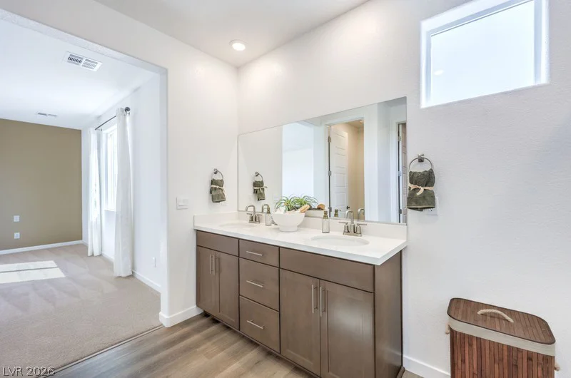 5141 HOLLYBURN, North Las Vegas, NV 89031