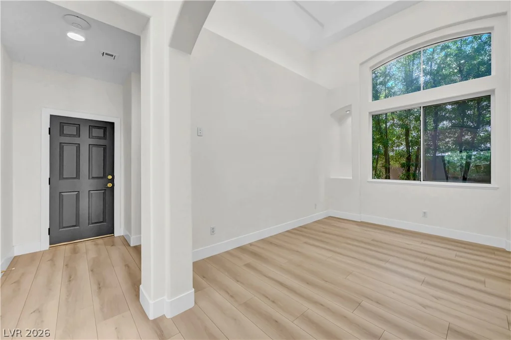 9700 Amber Peak, Las Vegas, NV 89144