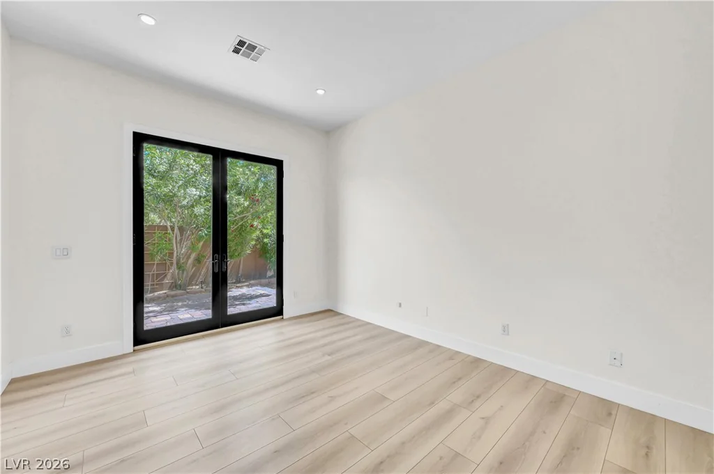 9700 Amber Peak, Las Vegas, NV 89144