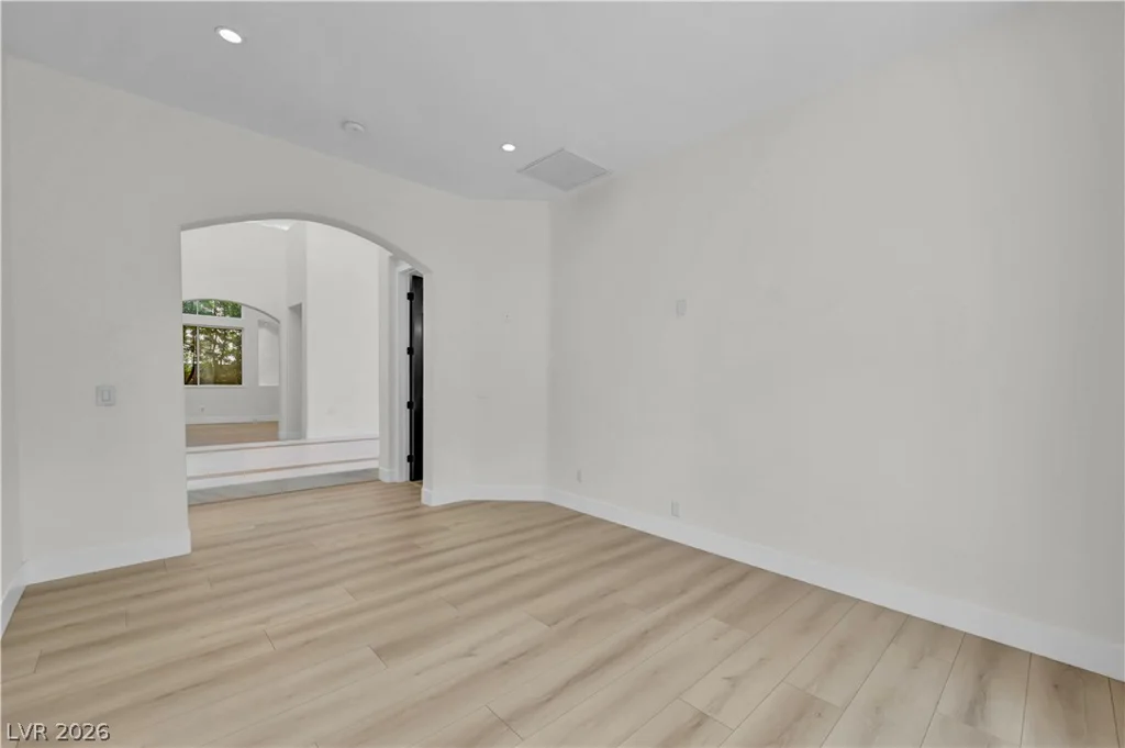9700 Amber Peak, Las Vegas, NV 89144