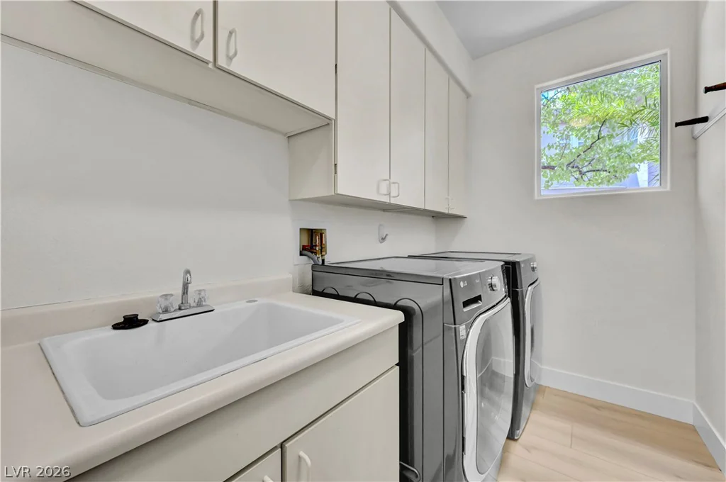 9700 Amber Peak, Las Vegas, NV 89144