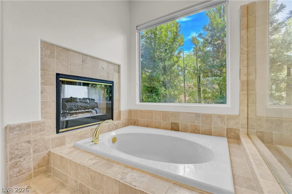 9700 Amber Peak, Las Vegas, NV 89144