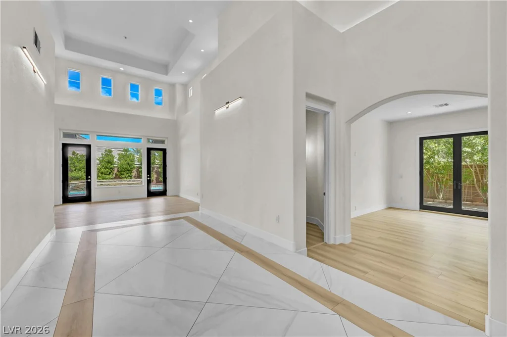 9700 Amber Peak, Las Vegas, NV 89144