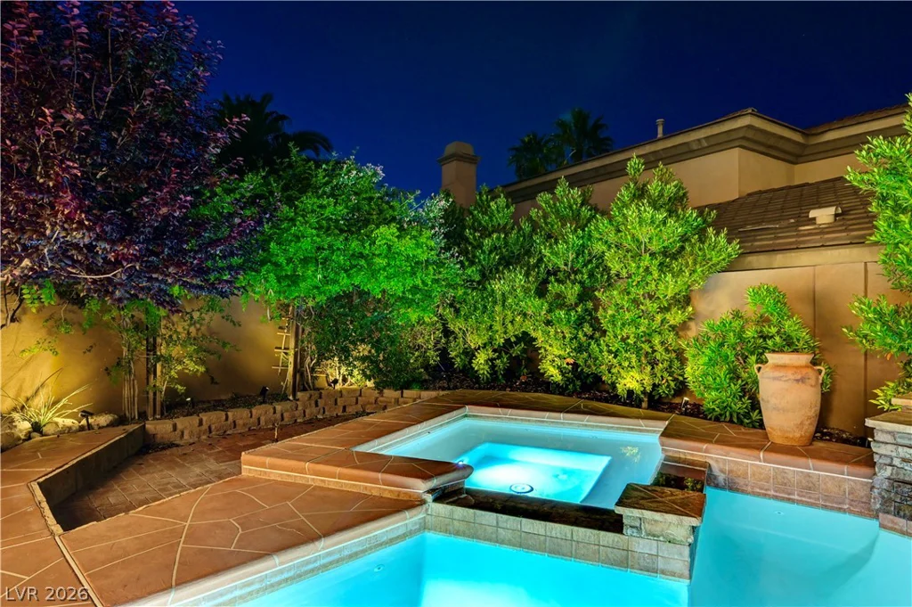 9700 Amber Peak, Las Vegas, NV 89144