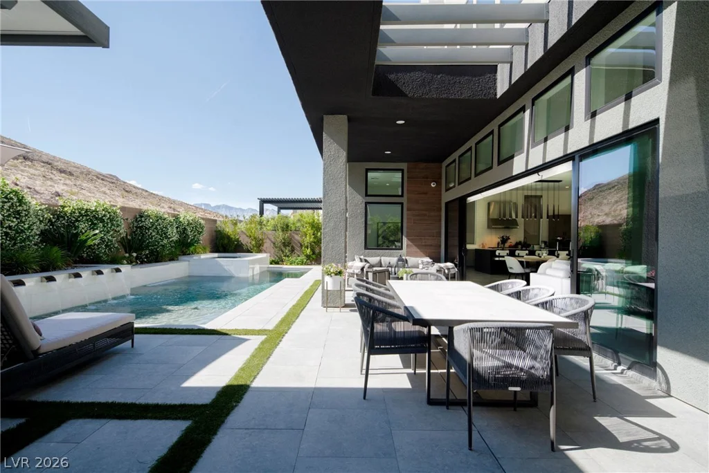 5281 Feathertop, Las Vegas, NV 89135
