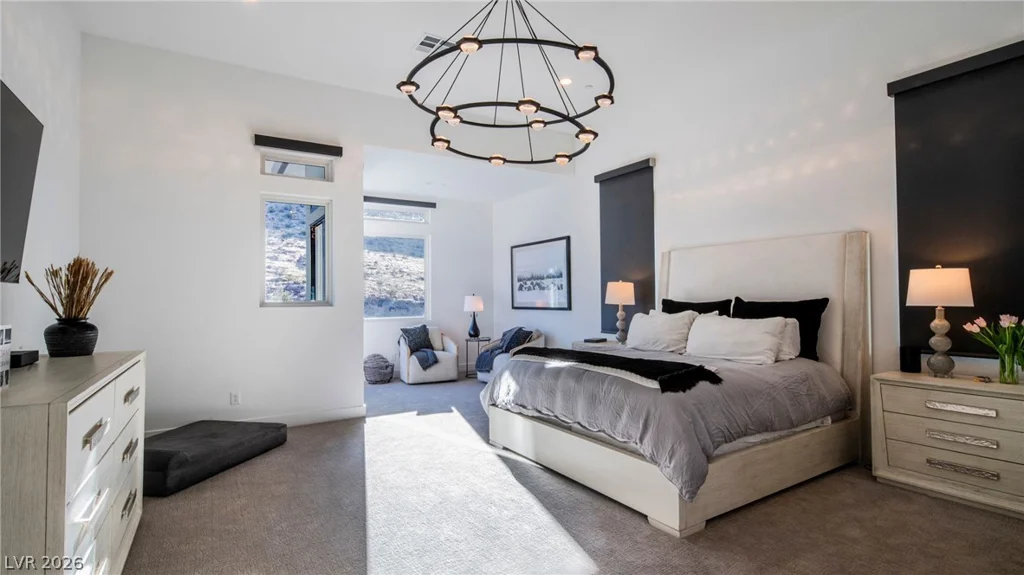 5281 Feathertop, Las Vegas, NV 89135