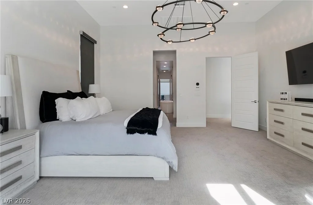 5281 Feathertop, Las Vegas, NV 89135
