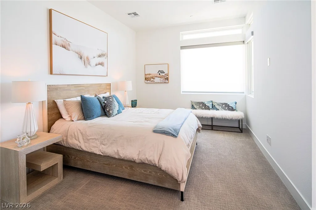 5281 Feathertop, Las Vegas, NV 89135