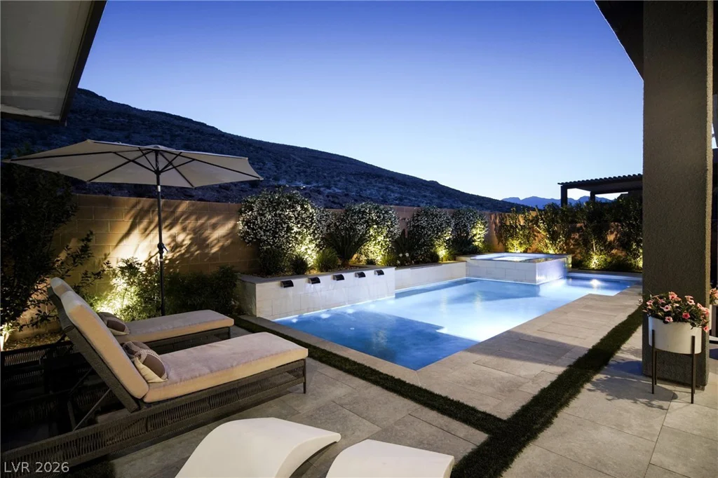 5281 Feathertop, Las Vegas, NV 89135