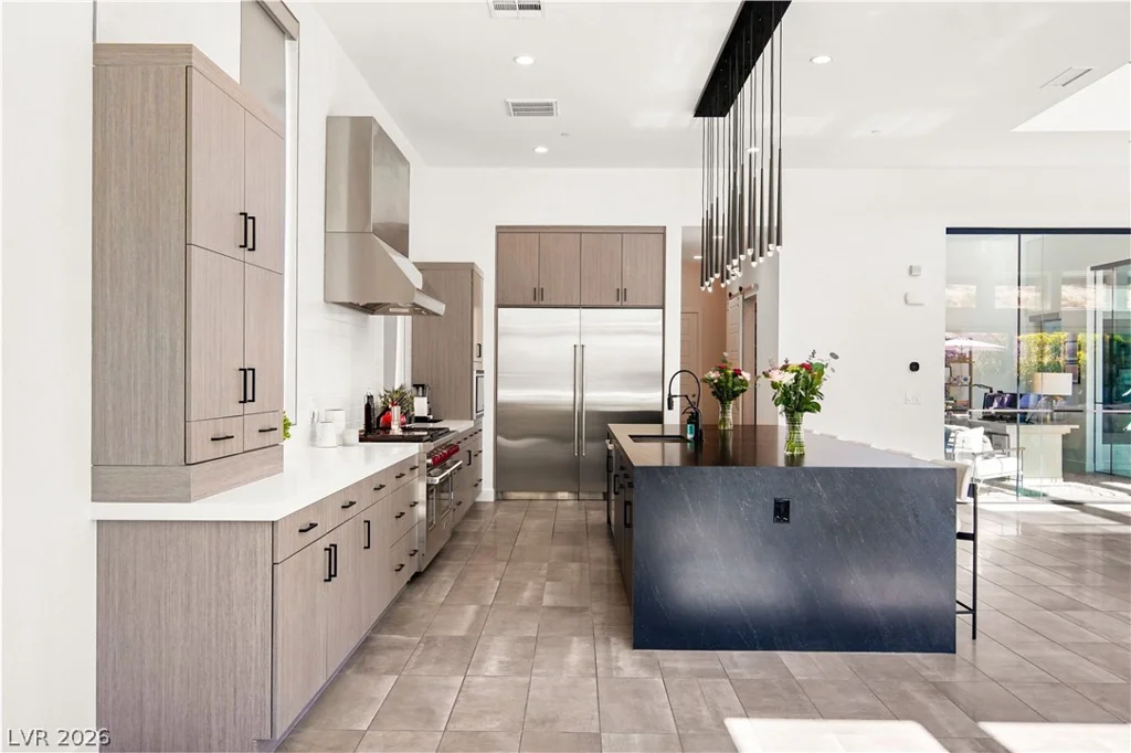 5281 Feathertop, Las Vegas, NV 89135
