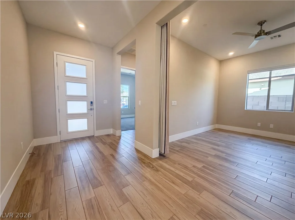 9977 Amber Rose, Las Vegas, NV 89143