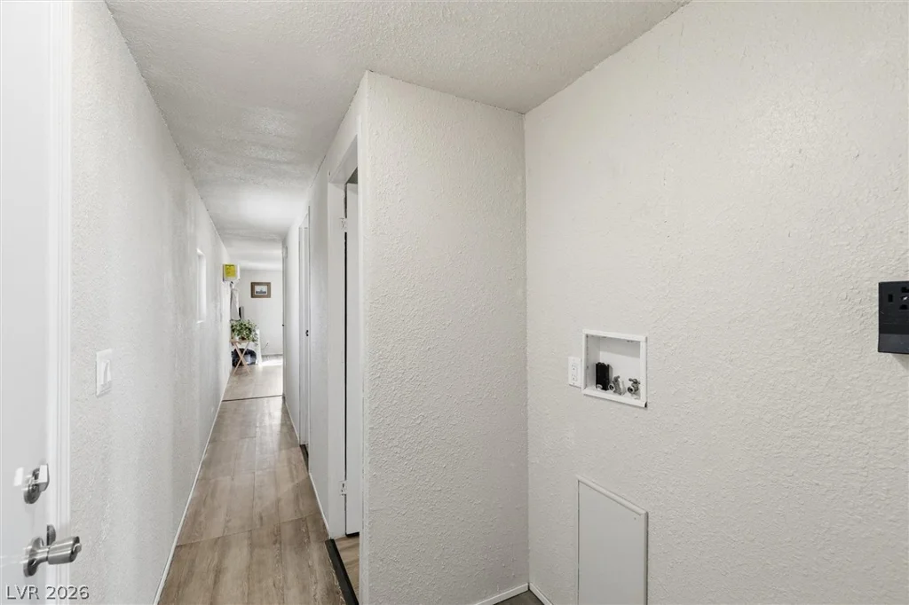 210 Bonnie Claire, Pahrump, NV 89048