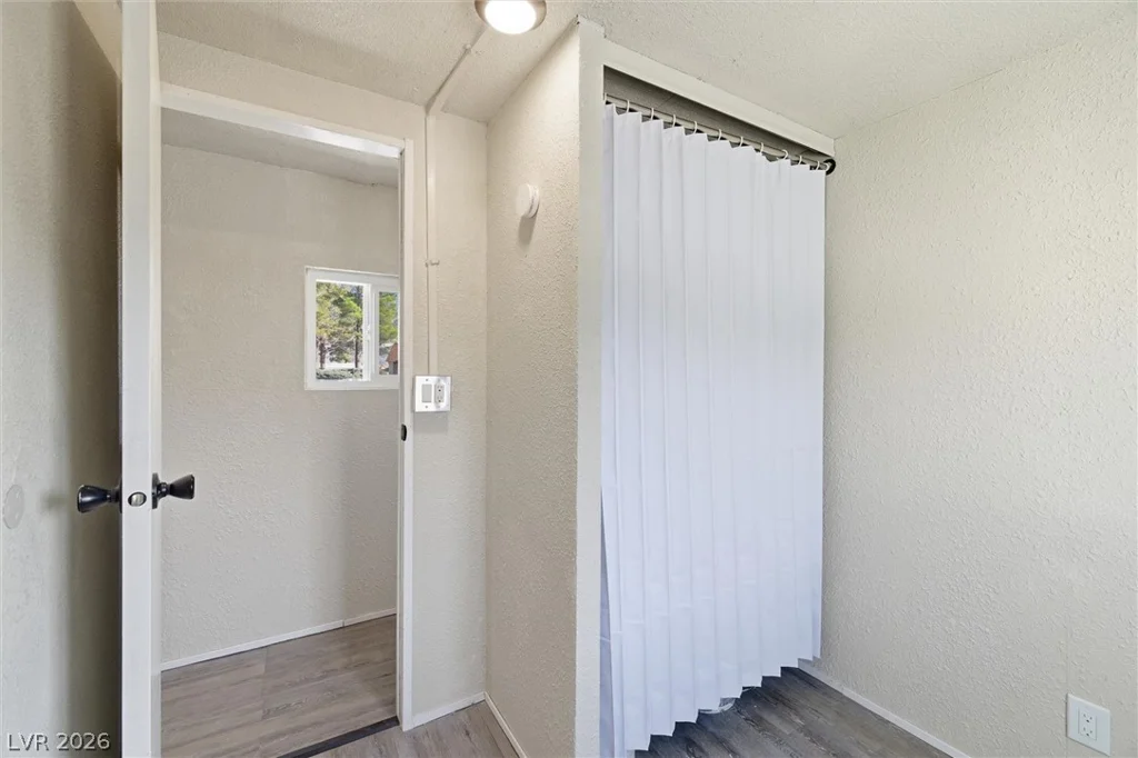 210 Bonnie Claire, Pahrump, NV 89048