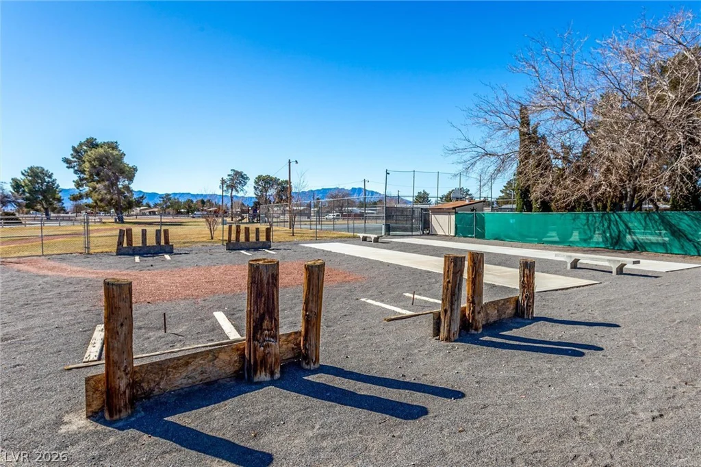 210 Bonnie Claire, Pahrump, NV 89048