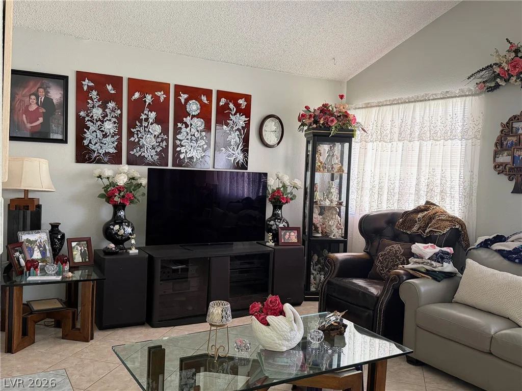 3074 Spokane, Las Vegas, NV 89121