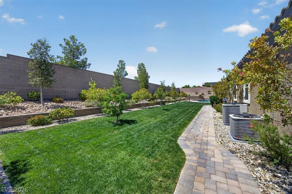 10380 Mystic Ledge, Las Vegas, NV 89149