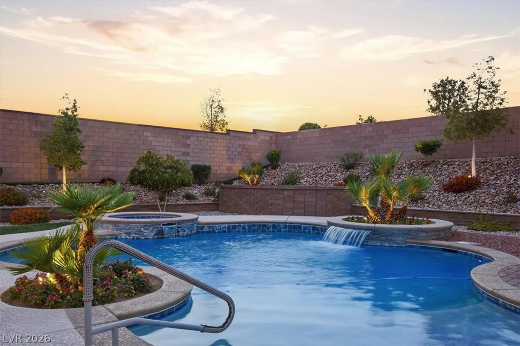 10380 Mystic Ledge, Las Vegas, NV 89149