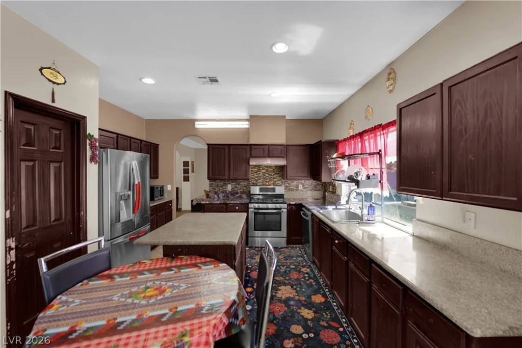 1585 Darryl, Las Vegas, NV 89123
