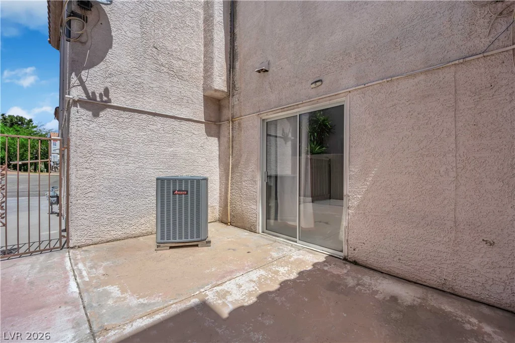 1585 Darryl, Las Vegas, NV 89123