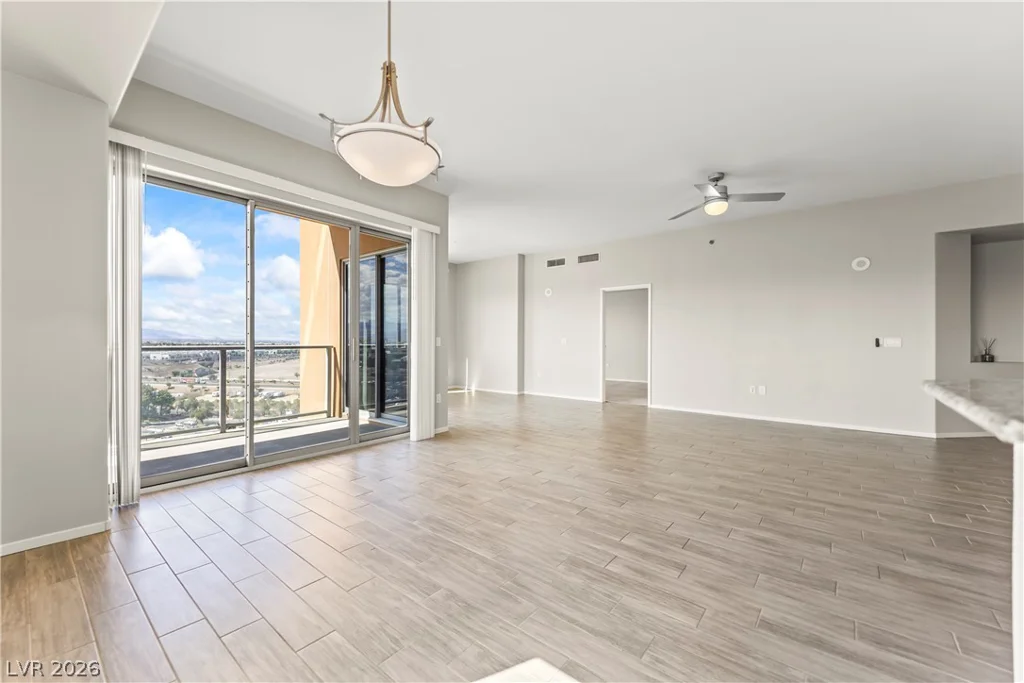 8255 Las Vegas, Las Vegas, NV 89123
