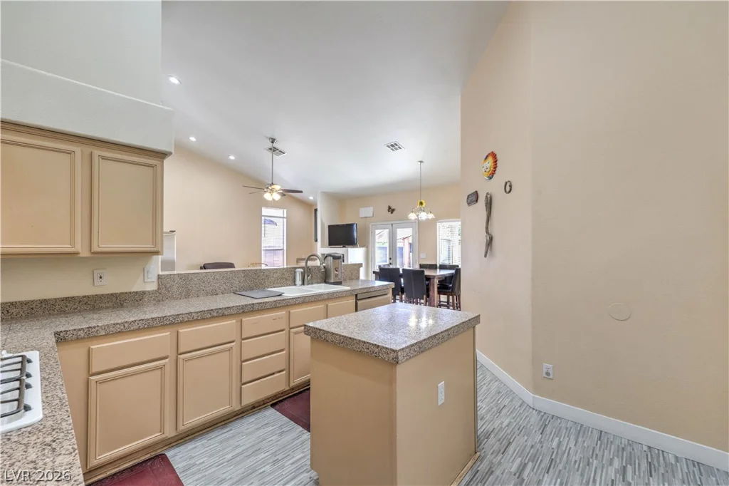 3855 Lorraine, Las Vegas, NV 89120