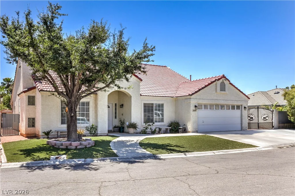 3855 Lorraine, Las Vegas, NV 89120
