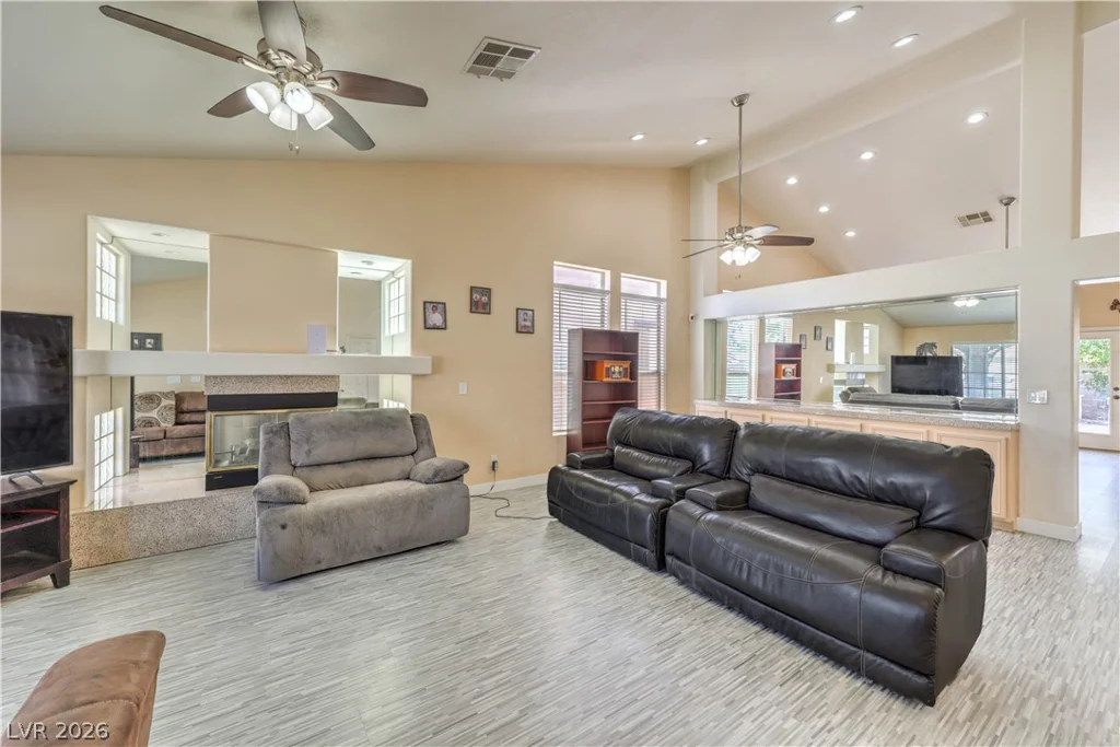 3855 Lorraine, Las Vegas, NV 89120