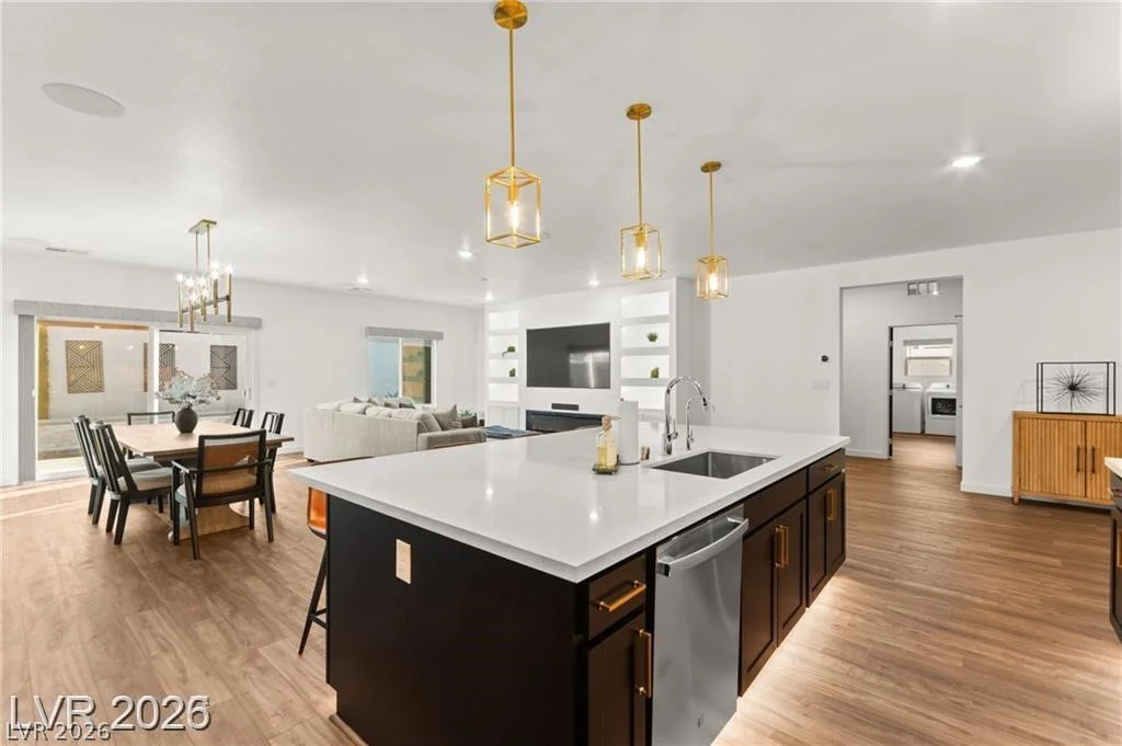 3525 Raina Ridge, Las Vegas, NV 89121
