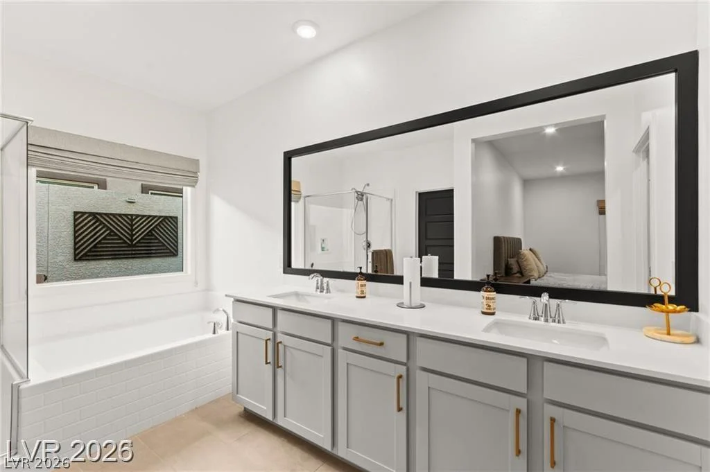 3525 Raina Ridge, Las Vegas, NV 89121