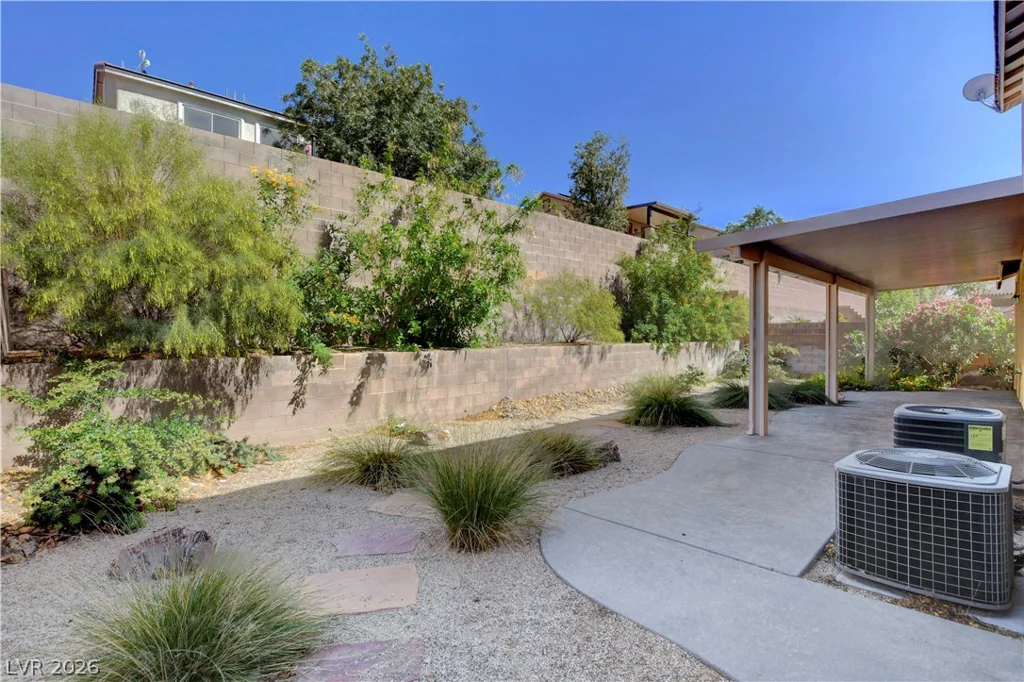 338 Shimmering Moon, Henderson, NV 89015