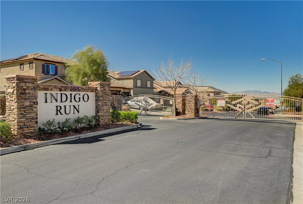 338 Shimmering Moon, Henderson, NV 89015